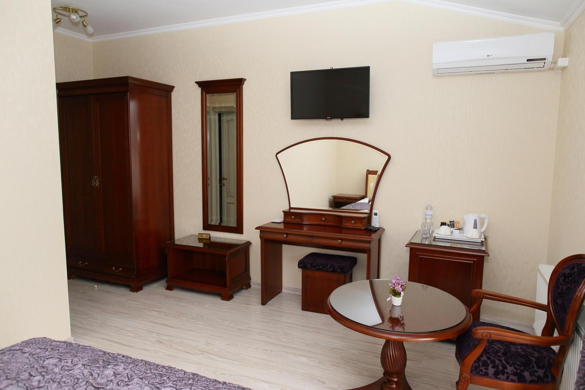 Prima Villa Guest House Vinnytsia Exteriör bild