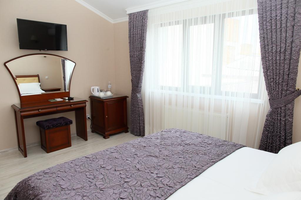 Prima Villa Guest House Vinnytsia Rum bild